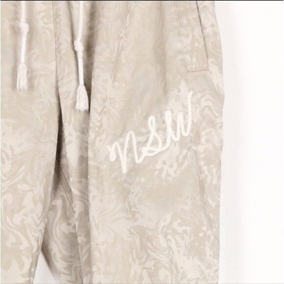 NIKE NSW Jacquard Satin Cuffed Track Pants Cream All Over Print Size XS - Picture 4 of 11